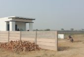 1000 Sq Yards Farmhouse for sale in Aligarh UP