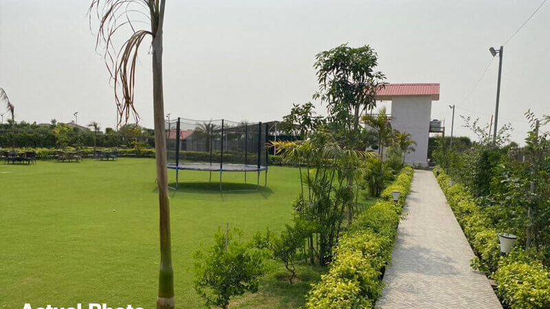 Farmland with Registry and Mutation in Noida