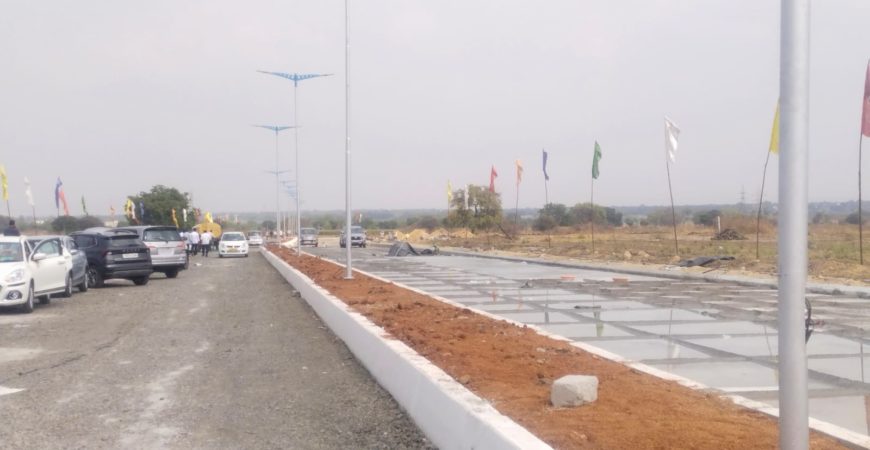 Villa Plots @Mumbai highway