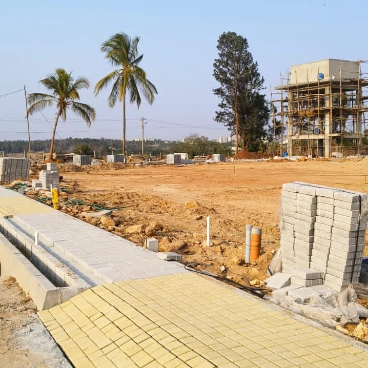 Premium Villa Plots @BANGALORE - MYSORE HIGHWAY - Farm Land Estate