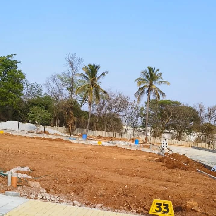 Premium Villa Plots @BANGALORE - MYSORE HIGHWAY - Farm Land Estate